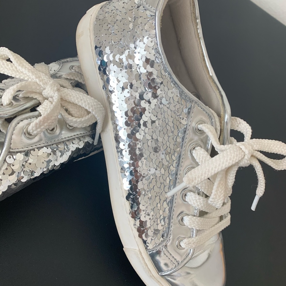 ALDO Size 8 Silver Converse Sneakers